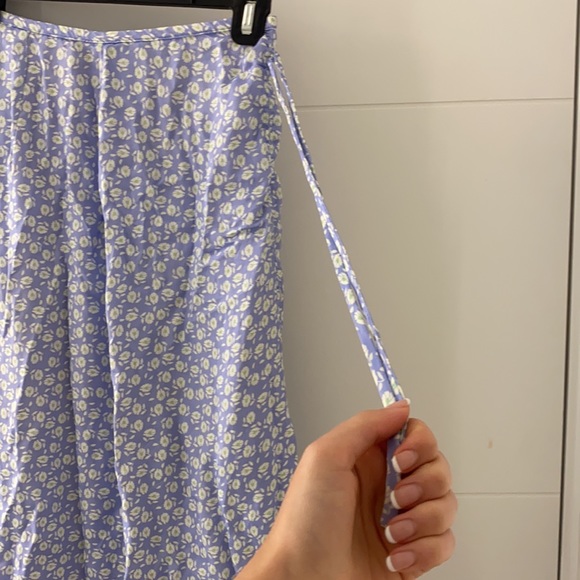 Zara midi skirt XS, side tie and thigh slit - Picture 3 of 4